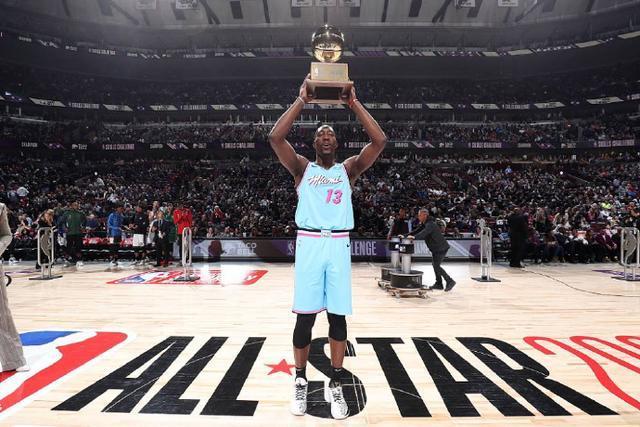 中国选手范俊杰夺得三亚亚沙会首金中国选手范俊杰夺得三亚亚沙会首金